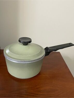 Westbend Super Health Avacado Saucepan Vintage 60s